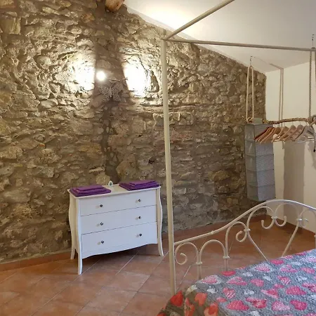 Nyaraló La Casa Nel Borgo ❤️ Arcola